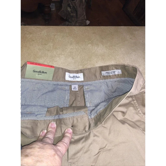 Goodfellow & Co Men's Flat-Front Linden Shorts 30 with 9 inseam NWT Khaki - Picture 4 of 4